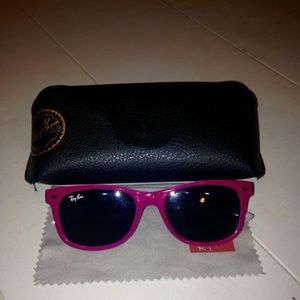Junior Wayfarer Raybans