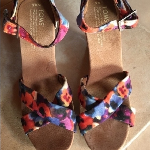 Floral Tom wedges