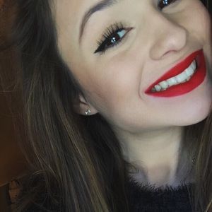 Meet your Posher, Allie