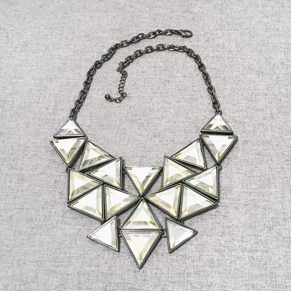 Geometric H&M necklace