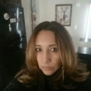 Meet your Posher, Rossy