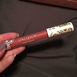 Pacifica lip shine