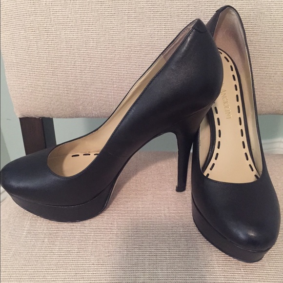 Enzo Angiolini Platform Pumps