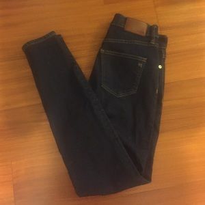 The perfect pair of high rise Madewell jeans
