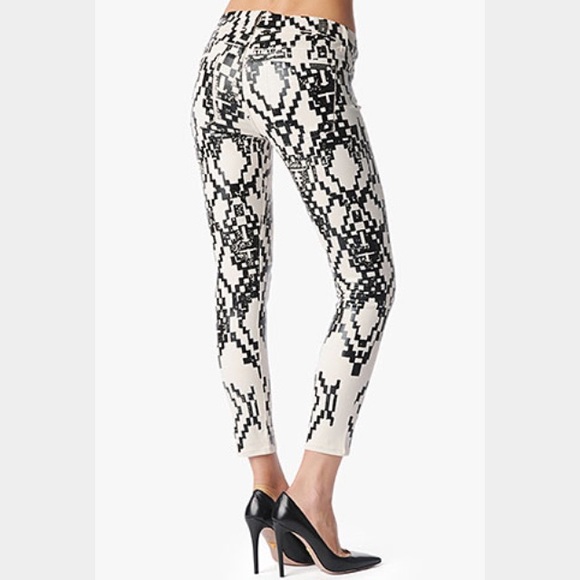 7 for all mankind geo print skinny jeans Sz23