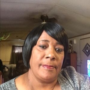 Meet your Posher, Eloise