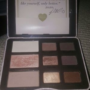Too Faced pallette