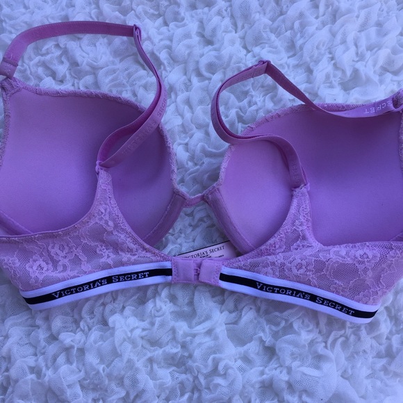 32c Cotton Lingerie Victoria's Secret push up bra - Picture 2 of 3