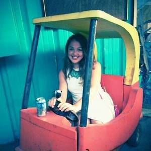 Meet your Posher, Emily