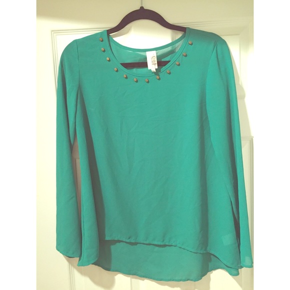 Francesca's collection | green shirt