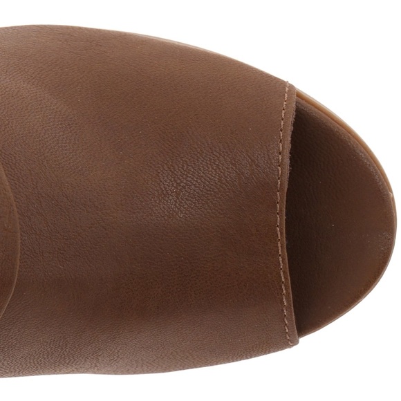 Peep Toe Boot Size 6.5 - Picture 3 of 4