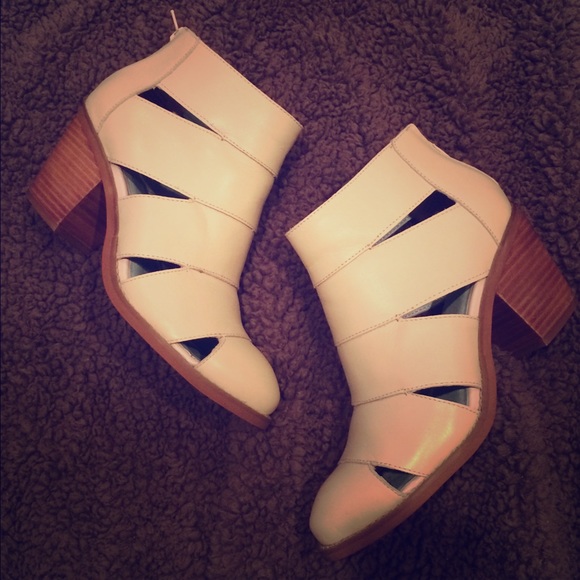 Seychelles Unlock the Door Cage Heel Bootie