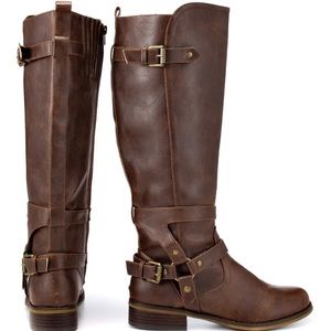 Guess dark brown boots