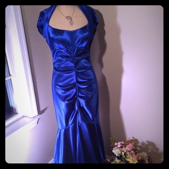 Royal BluebSatin Prom Gown