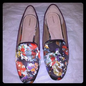 Floral flats / loafers