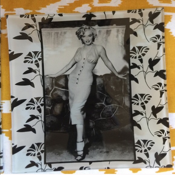 Marilyn plate sold