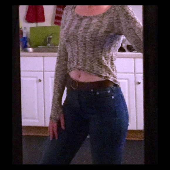 Grey High-Low Cropped Sweater