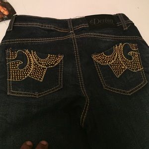 Dereon jeans