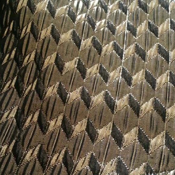 Metallic Gold & Black skater dress - Picture 2 of 4