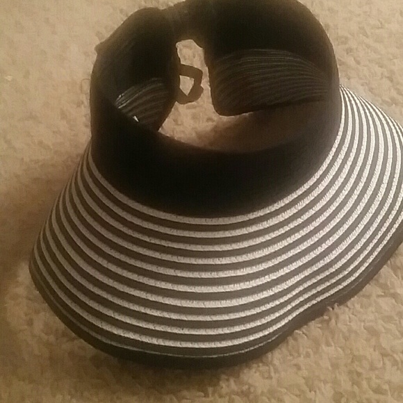 Visor hat
