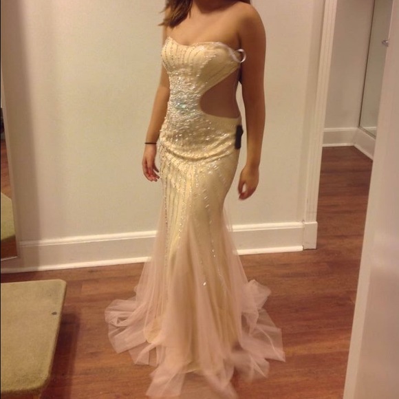 Prom dress