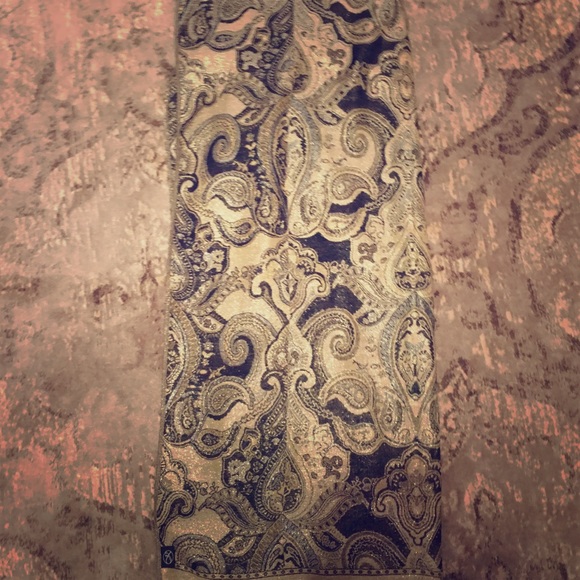 NWOT Scarf