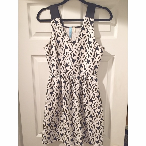 Francesca's Collection | black and white dress