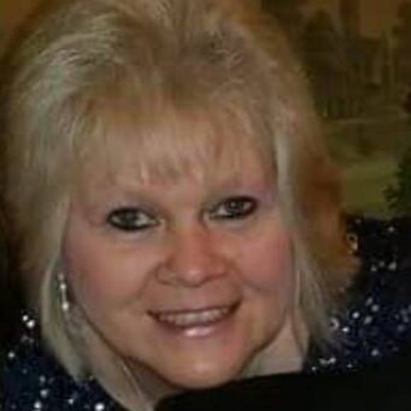 Meet your Posher, Colleen - Picture 1 of 1