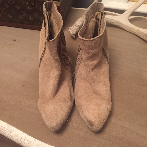 Seychelles Suede "Good Advice" Fringe Booties - Picture 3 of 4