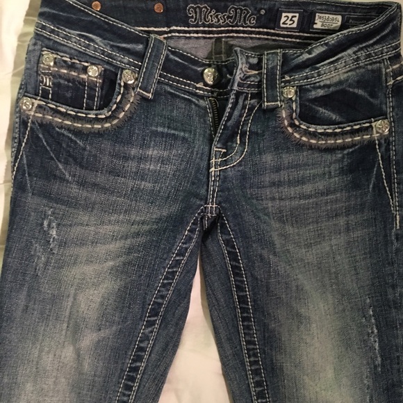 Miss Me Boot Cut jeans - Picture 3 of 4