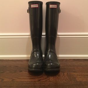 Tall Black Hunter Rain Boots!