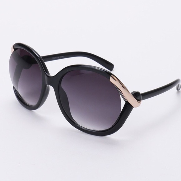 April Spirit  Accessories - April Spirits black and gold uv sunglasses
