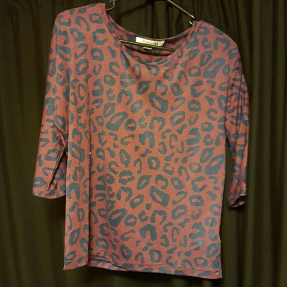 3/4 sleeve cheetah print top - Picture 1 of 1