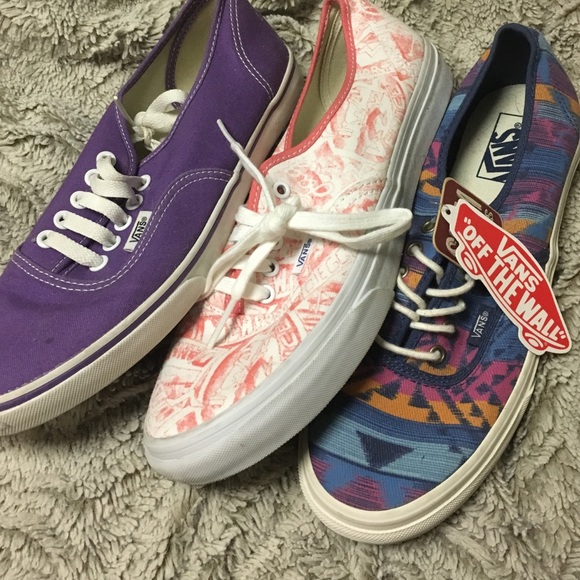 Vans Shoes - Vans BUNDLE