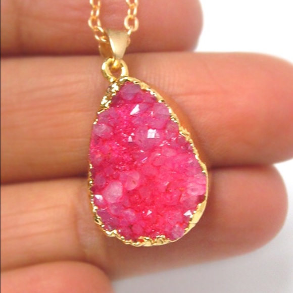 •Druzy pendant necklaces• - Picture 2 of 4