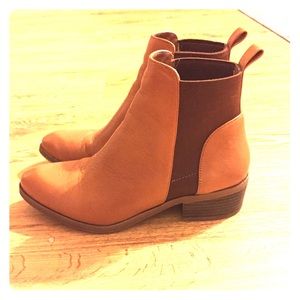 Seychelles Ukulele Chelsea Bootie