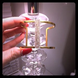 BNIB Beautifully Unique Bling Bracelet!