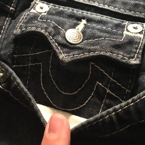 Authentic true religion jeans - Picture 2 of 4