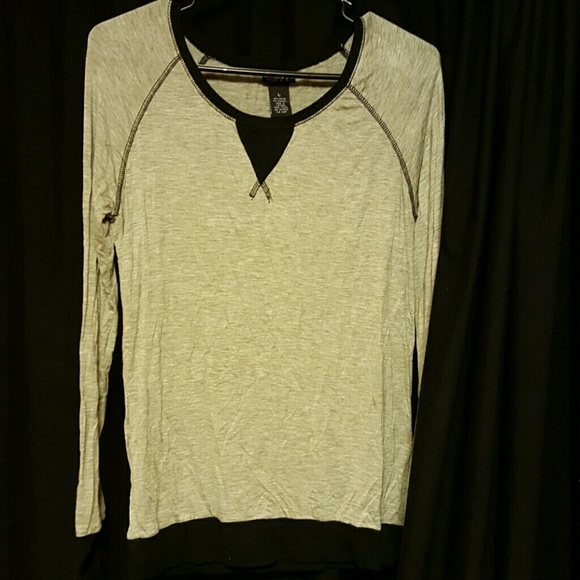 Long sleeve top - Picture 1 of 1