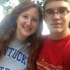 Meet your Posher, Abby