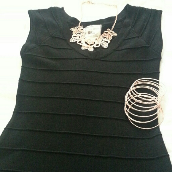 Black sweater/bodycon dress - Picture 2 of 3