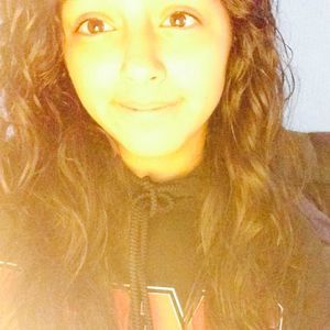 Meet your Posher, Briana