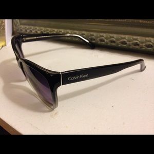 Sunglasses really classy looking