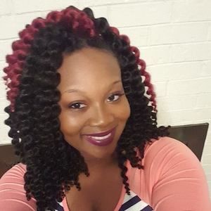 Meet your Posher, Tiffanie