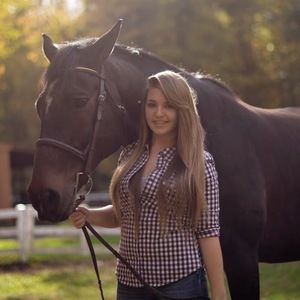 Meet your Posher, Brianna