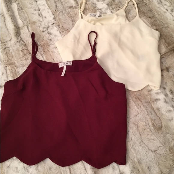 Scalloped bottom cropped tank top