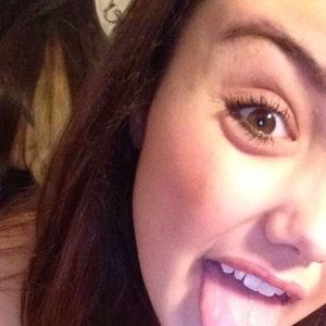 Meet your Posher, Makayla