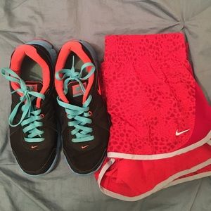 Nike running shorts 👟