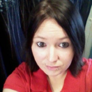 Meet your Posher, Leticia