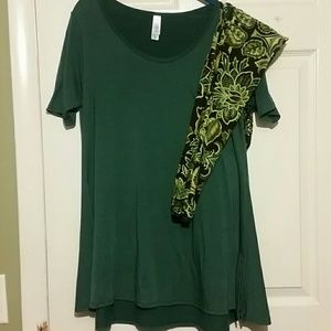 Perfect Tee and OS leggings